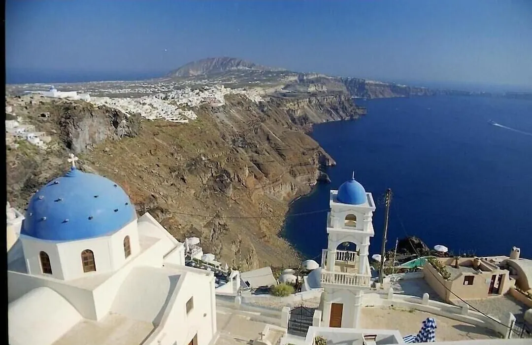 Kamari Blue Boutique Hotel-1